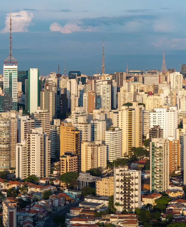 Vista aérea de prédios em São Paulo